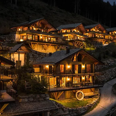 Mons Silva Private Luxury Chalets-3